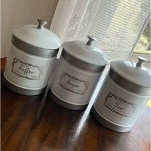 Farmhouse Canisters Set